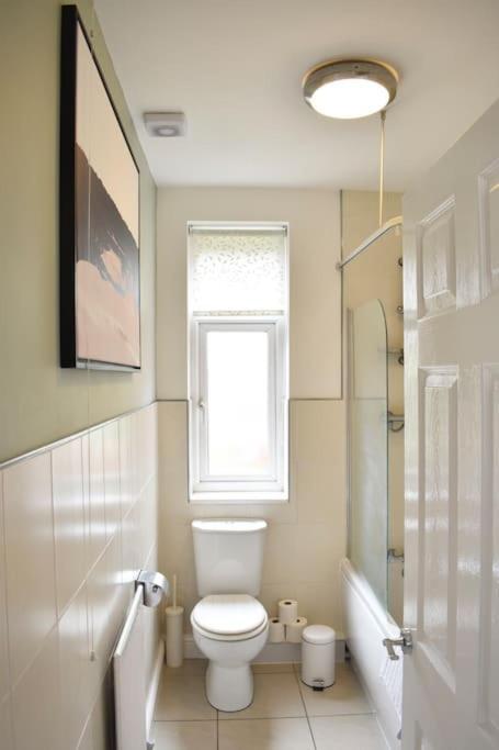 2 Bedroom Apartment In Gateshead Kültér fotó